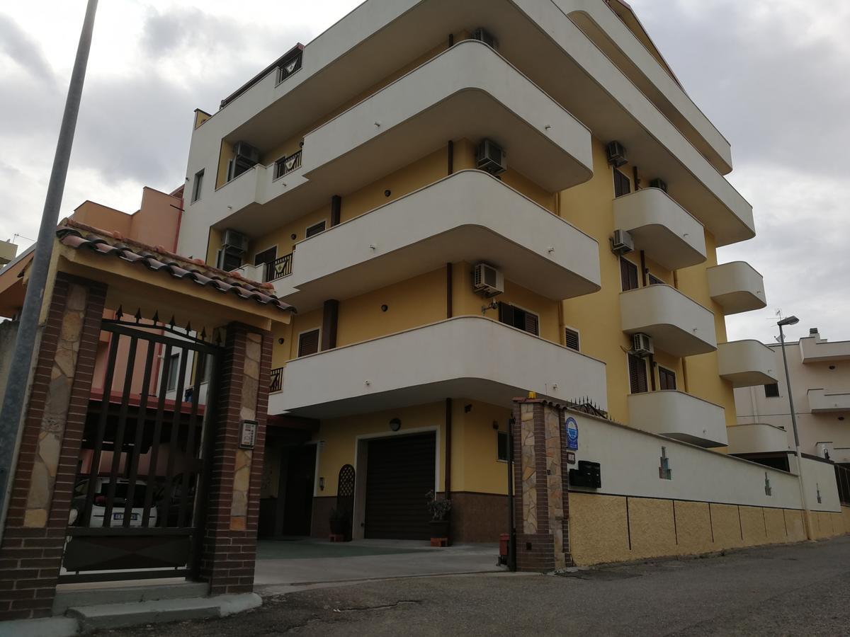 Cuscino & Cappuccino Acomodação com café da manhã Reggio di Calabria Exterior foto